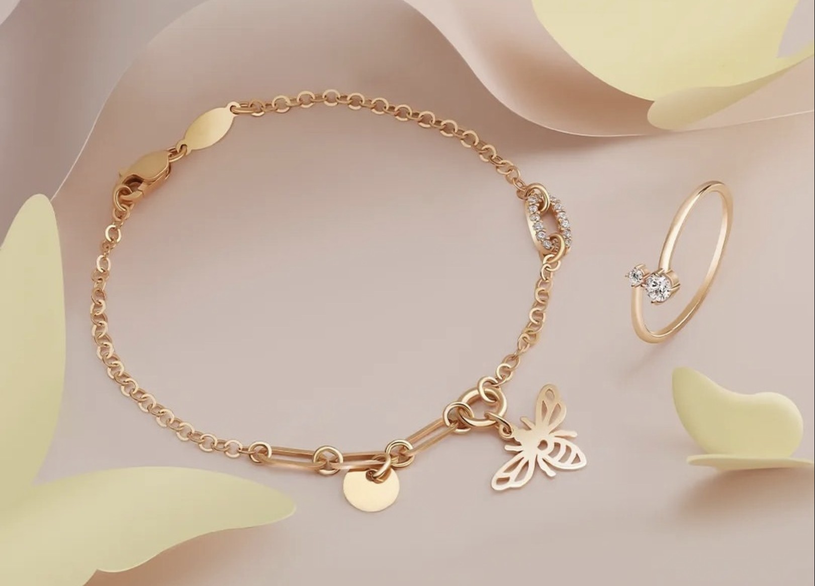 Anting Tusuk Mutiara
